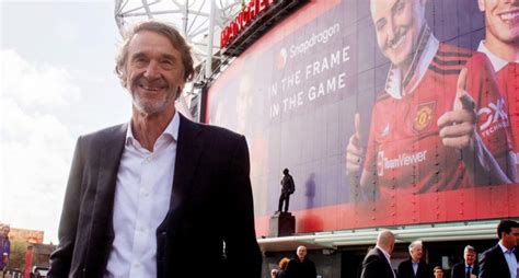 Manchester United announces deal to sell up to 25% of EPL club to UK billionaire Jim Ratcliffe